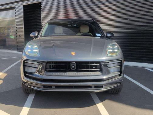 2026 Porsche Macan S