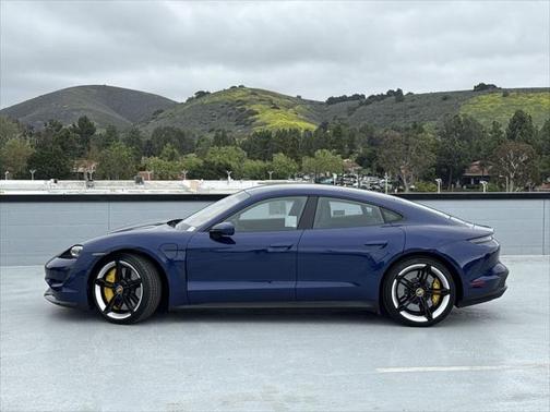 2020 Porsche Taycan Turbo S