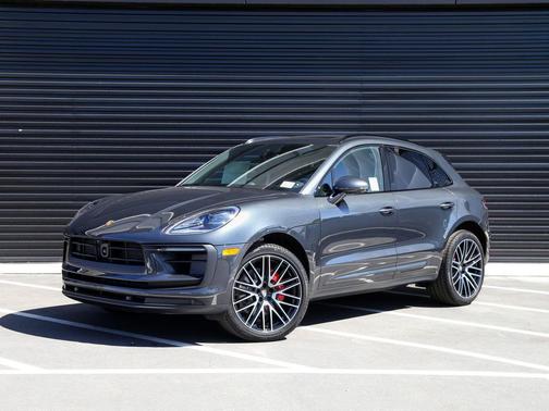 Volcano Grey Metallic 2026 Porsche Macan Macan