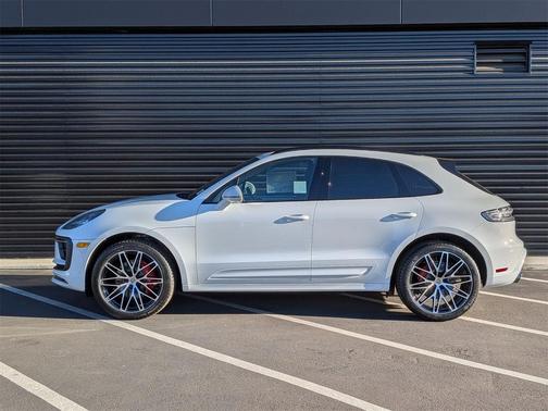 2026 Porsche Macan S