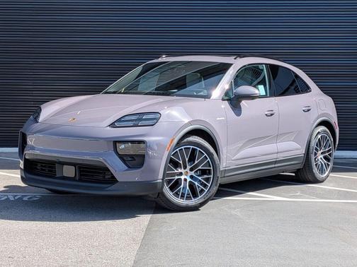 2026 Porsche Macan 