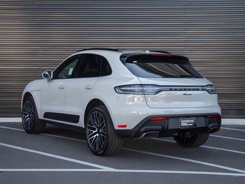 Chalk 2026 Porsche Macan Macan