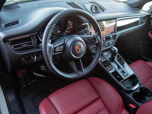 Chalk 2026 Porsche Macan Macan