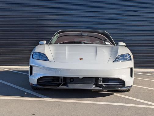 2026 Porsche Taycan GTS