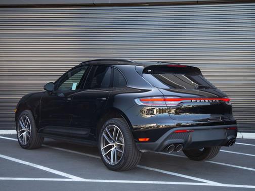 2026 Porsche Macan Macan