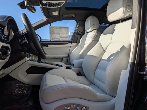 2026 Porsche Macan GTS