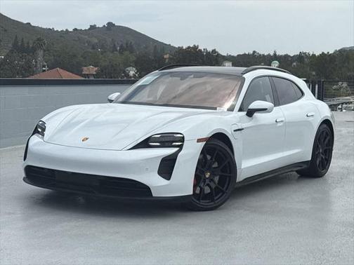 2022 Porsche Taycan Cross Turismo GTS