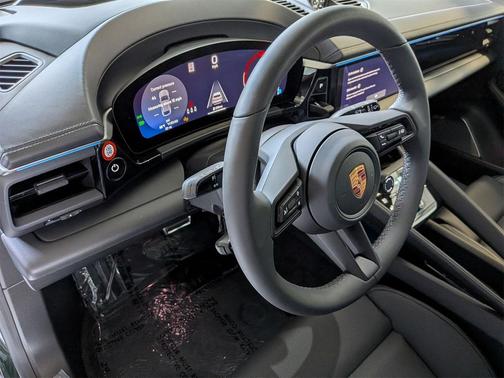2025 Porsche Macan 4S