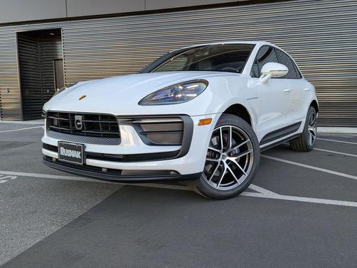 2025 Porsche Macan 