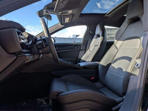 2026 Porsche Panamera 