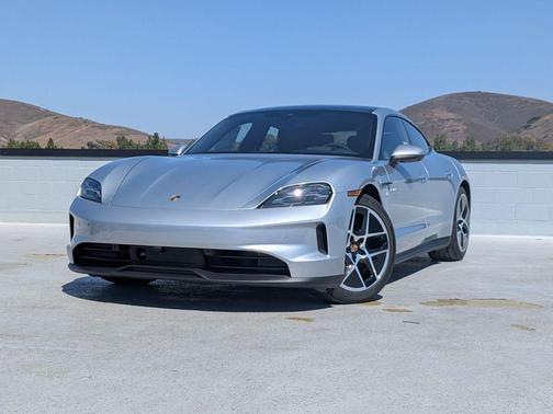 2026 Porsche Taycan 4S