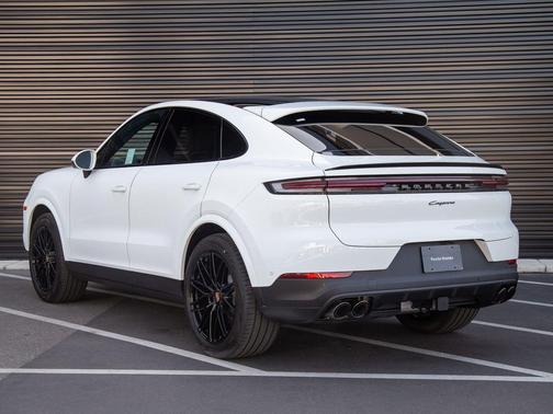 White 2026 Porsche Cayenne Cayenne