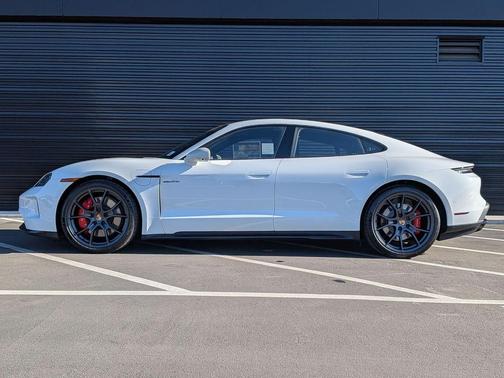 2026 Porsche Taycan GTS