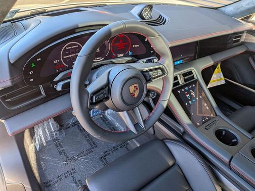 2026 Porsche Taycan GTS