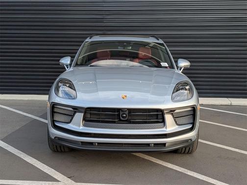 2025 Porsche Macan S