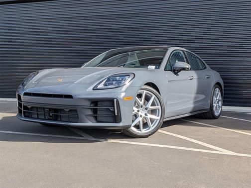 2026 Porsche Panamera 