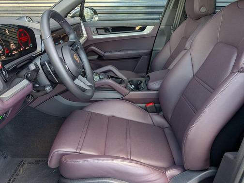 2025 Porsche Cayenne Cayenne