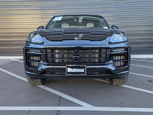 2025 Porsche Cayenne Cayenne