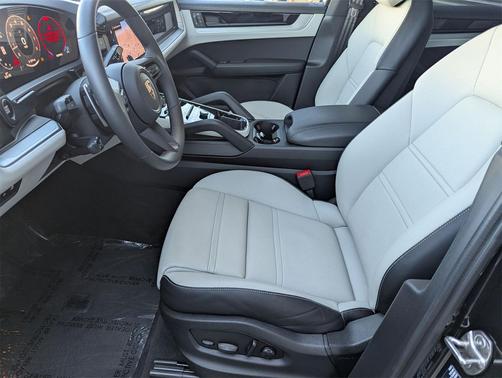 2025 Porsche Cayenne Cayenne