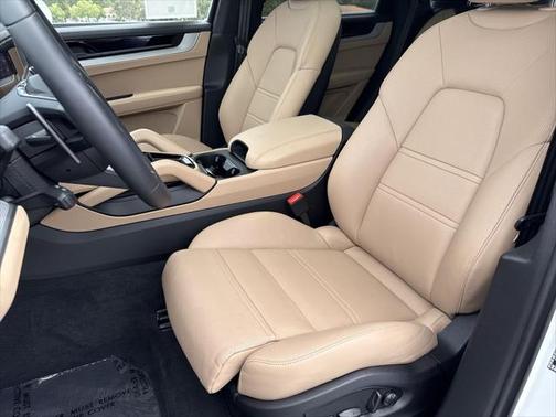 2025 Porsche Cayenne