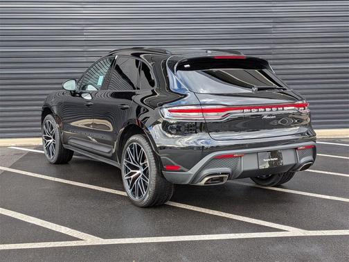 2026 Porsche Macan 
