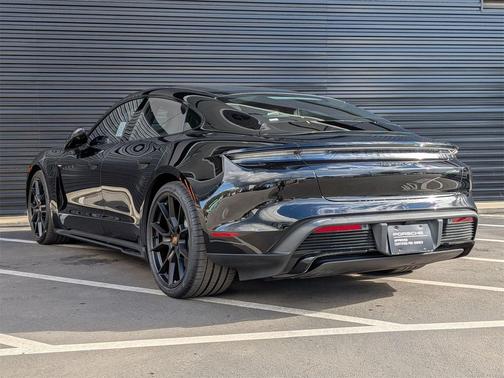 2024 Porsche Taycan GTS