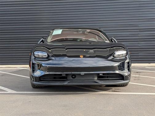 2024 Porsche Taycan GTS