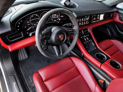 Ice Grey Metallic 2022 Porsche Taycan Turbo S