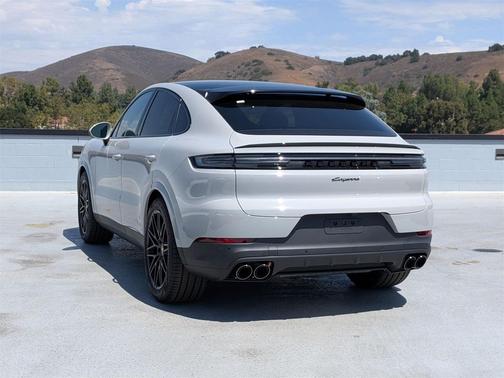 2026 Porsche Cayenne