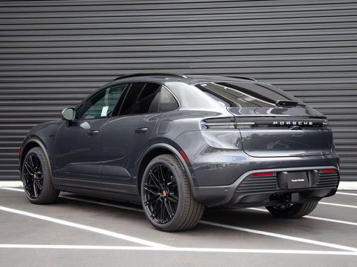 Volcano Grey Metallic 2026 Porsche Macan Macan Electric
