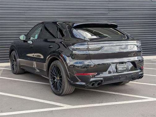 2021 Porsche Cayenne GTS