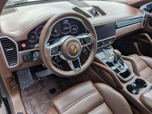 2021 Porsche Cayenne GTS