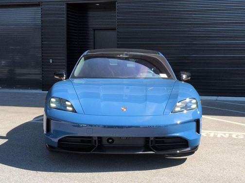 2026 Porsche Taycan 4S