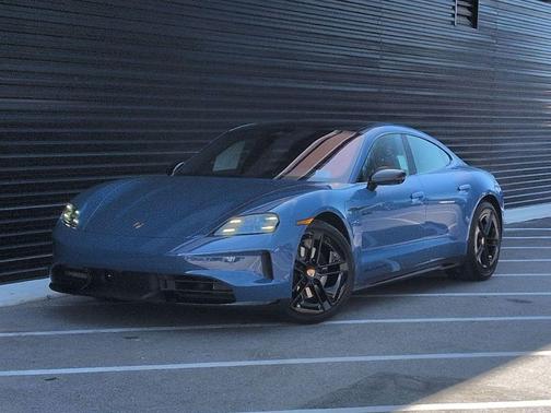 2026 Porsche Taycan 4S
