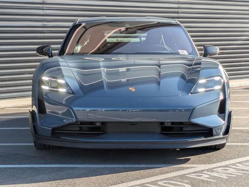 2025 Porsche Taycan Turbo GT w/Weissach Package