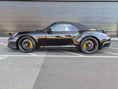 2017 Porsche 911 Turbo S