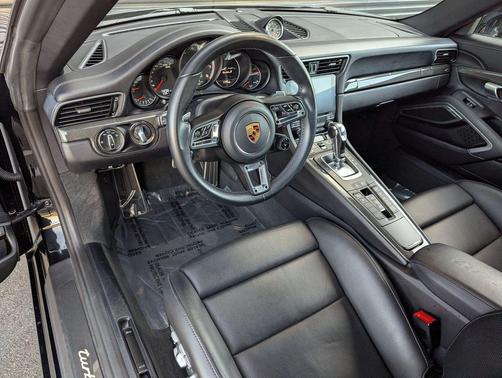 2017 Porsche 911 Turbo S
