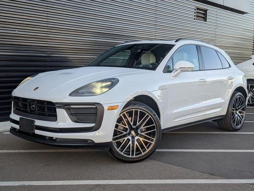 2026 Porsche Macan Macan