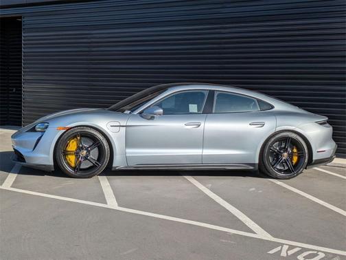 2021 Porsche Taycan Turbo S