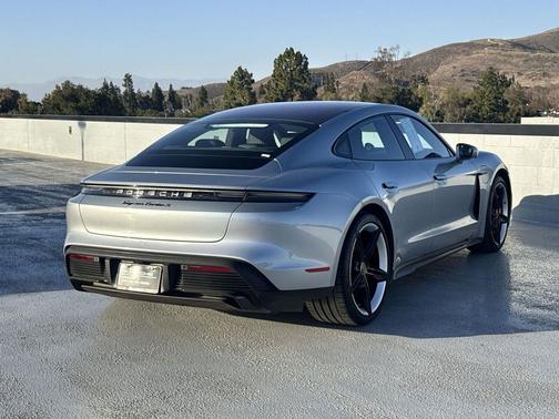 2021 Porsche Taycan Turbo S
