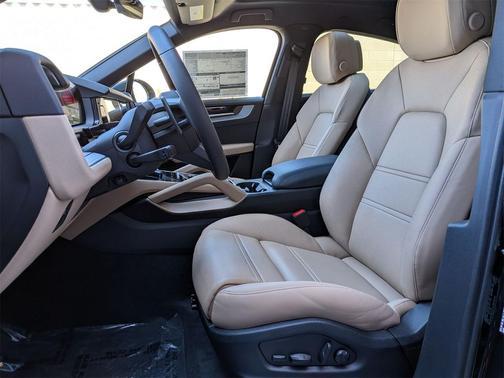 2025 Porsche Cayenne