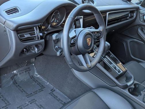 2026 Porsche Macan T