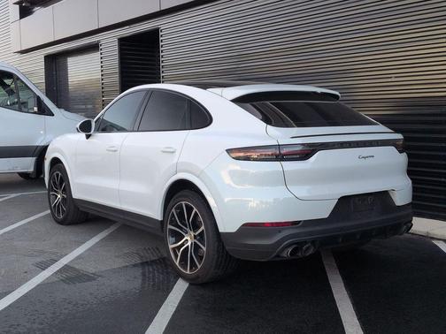 2022 Porsche Cayenne Platinum Edition