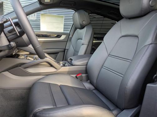 2026 Porsche Cayenne Cayenne S E-Hybrid