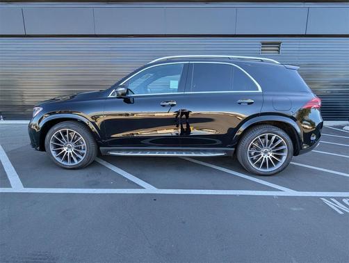 2026 Mercedes-Benz GLE 450e 4MATIC