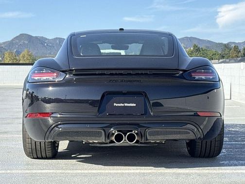 2025 Porsche 718 Cayman Style Edition