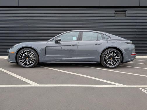 2026 Porsche Panamera 4 E-Hybrid