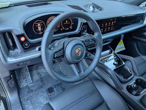 Chromite Black Metallic 2025 Porsche Cayenne Cayenne E-Hybrid