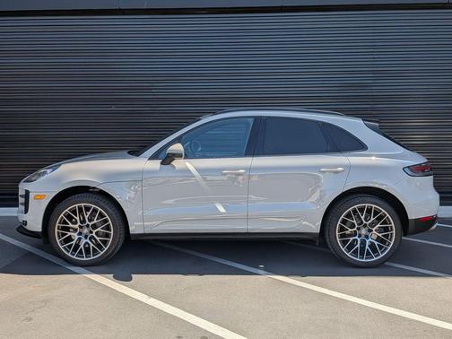 2021 Porsche Macan Macan