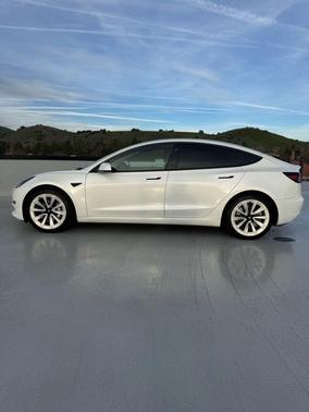2022 Tesla Model 3 Standard Range